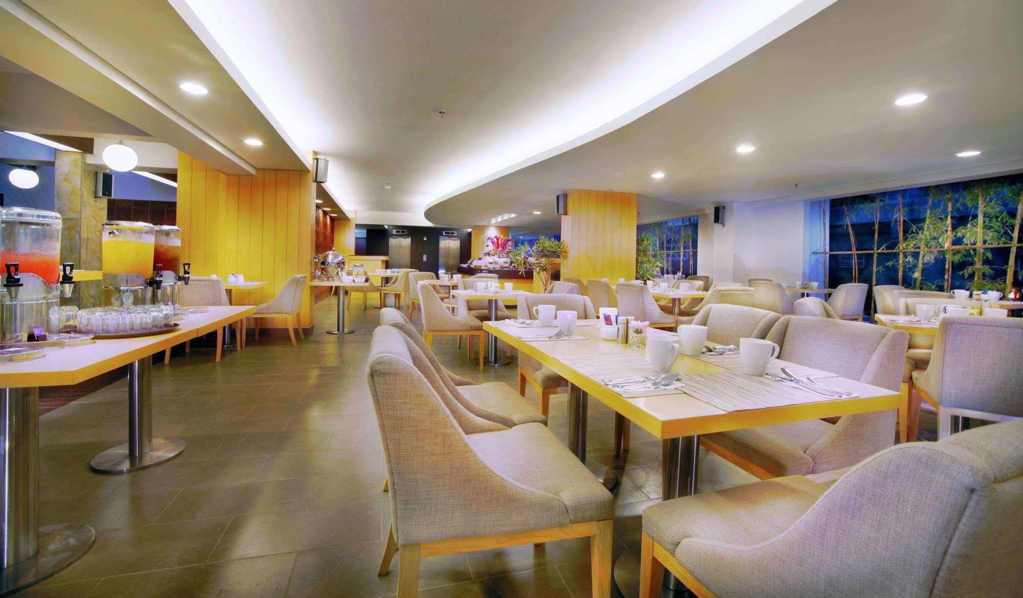 库塔阿斯顿探索酒店 庫塔 外观 照片